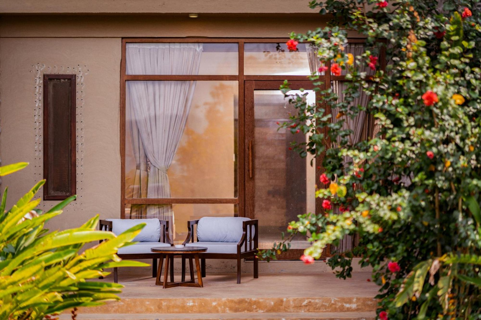 Sanctuary Chitwan National Park Hotel Luaran gambar