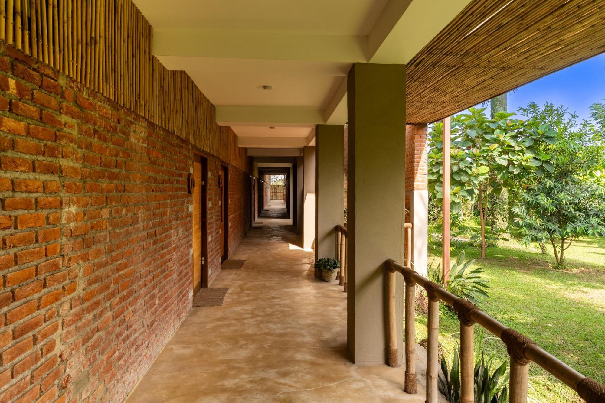 Sanctuary Chitwan National Park Hotel Luaran gambar