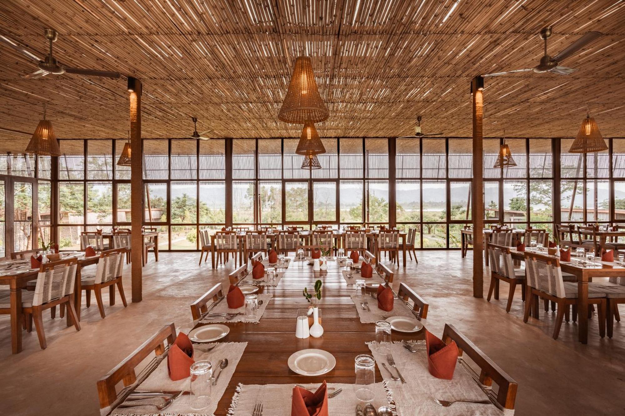 Sanctuary Chitwan National Park Hotel Luaran gambar